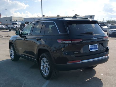 Used 2024 Jeep Grand Cherokee Limited image 6