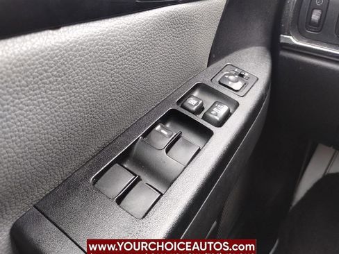 Used 2010 Mitsubishi Galant ES image 28