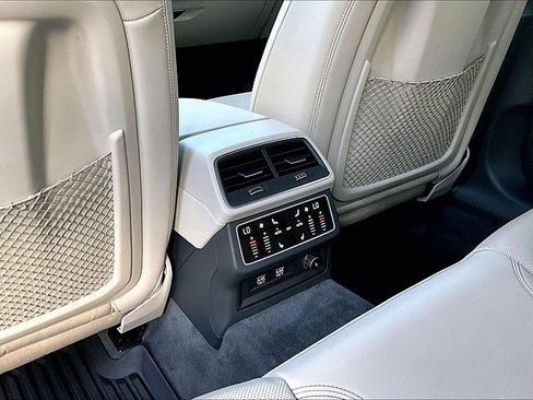 Used 2019 Audi A6 3.0T Prestige w/ Prestige Package image 24