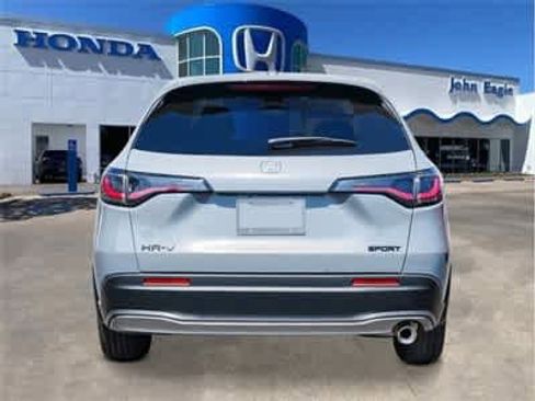 Certified 2026 Honda HR-V Sport image 3
