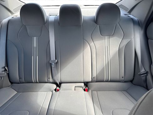 Used 2023 Hyundai Elantra SEL w/ Cargo Package image 20