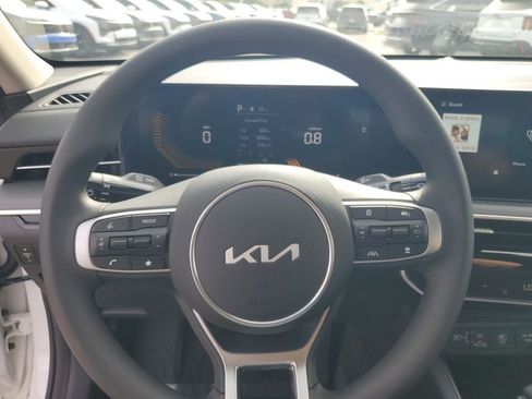 New 2026 Kia K5 LXS FWD image 10