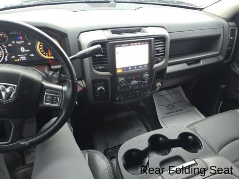 Used 2018 RAM 3500 Tradesman w/ Chrome Appearance Group image 10