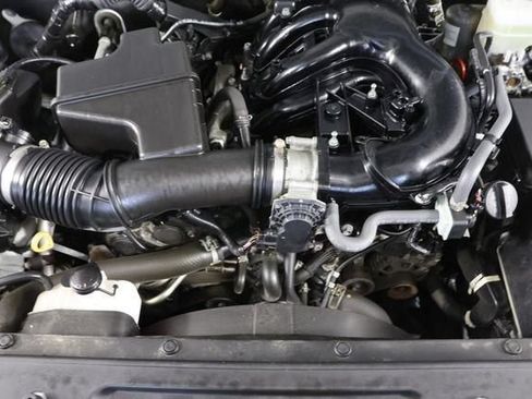 Used 2021 Toyota Tacoma TRD Off-Road AWD/4WD image 24