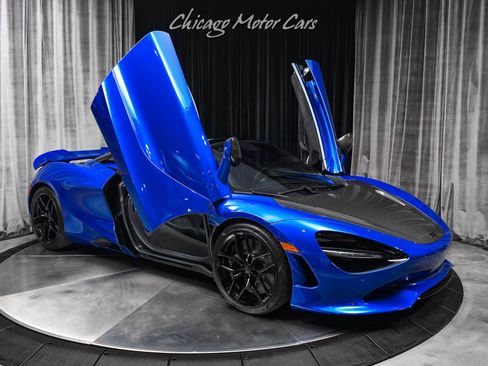 Used 2025 McLaren 750S Spider RWD image 55