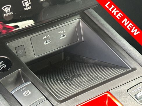 Certified 2025 Nissan Kicks SR image 32