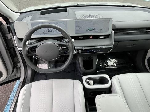 Certified 2024 Hyundai Ioniq 5 Limited AWD/4WD image 11