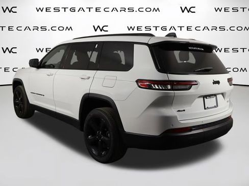 Used 2025 Jeep Grand Cherokee L Altitude AWD/4WD image 43