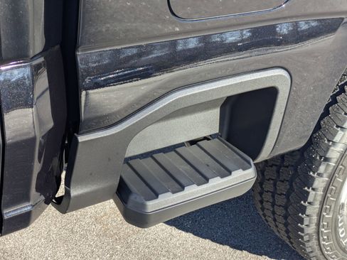 New 2026 Ford F250 XLT w/ FX4 Off-Road Package image 27