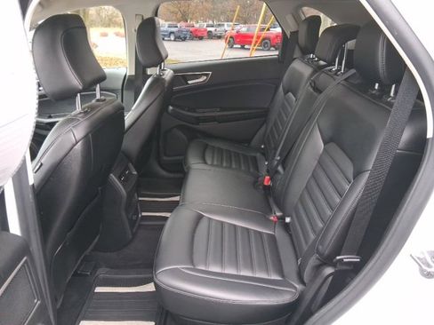 Used 2022 Ford Edge SEL image 14