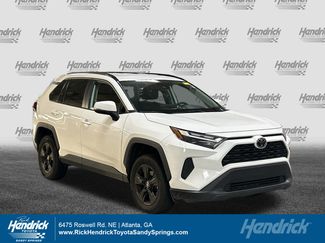 Used 2022 Toyota RAV4 XLE FWD video 1