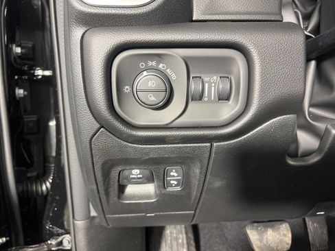 New 2026 RAM 1500 Big Horn AWD/4WD image 18