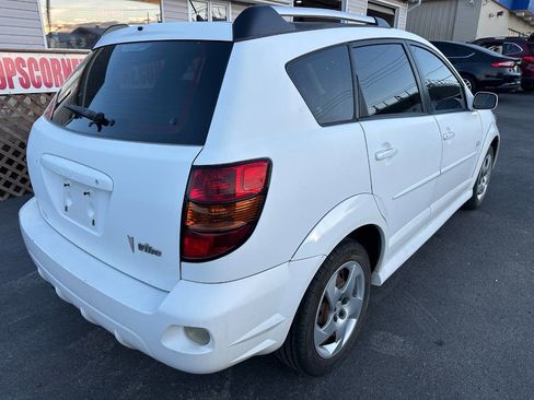 Used 2007 Pontiac Vibe w/ Sun And Sound Package image 7