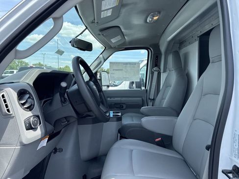 New 2025 Ford E-350 and Econoline 350 Super Duty w/ Power Equipment Group image 20