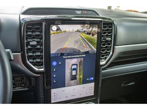 Used 2025 Ford Ranger XLT AWD/4WD image 47