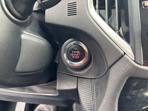 Used 2019 Subaru Forester Premium image 31