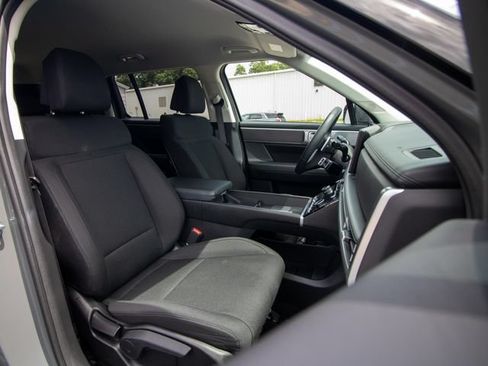 Used 2026 Hyundai Santa Fe SE FWD image 18