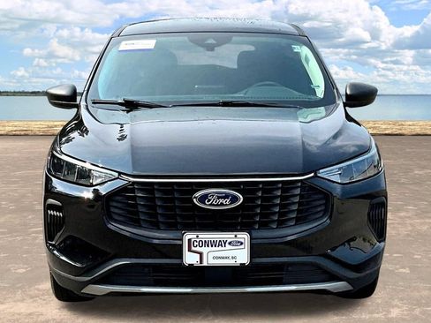 Certified 2025 Ford Escape Active FWD image 2