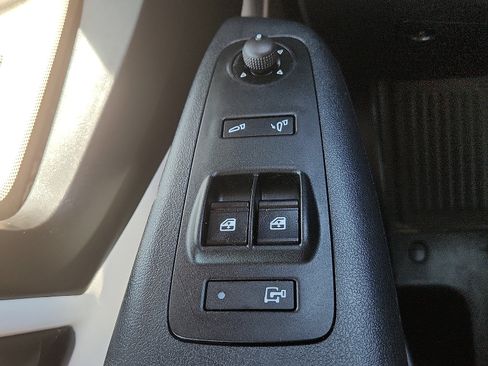 Used 2024 RAM ProMaster 2500 w/ Quick Order Package 22G SLT FWD image 18