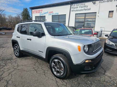 Used 2016 Jeep Renegade Sport w/ Power & Air Group image 1