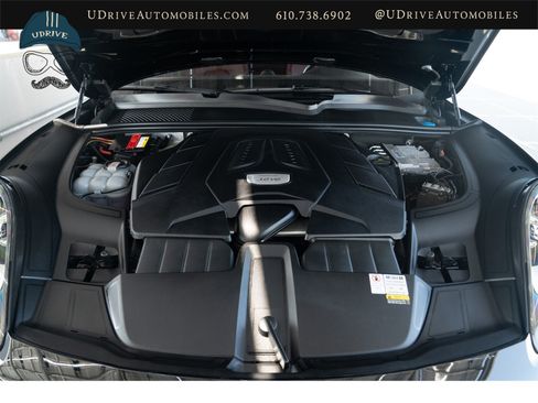 Used 2022 Porsche Cayenne AWD/4WD image 50