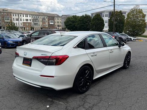 Used 2024 Honda Civic Touring image 12