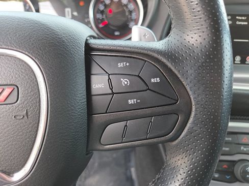 Used 2022 Dodge Challenger GT w/ Driver Convenience Group RWD image 32