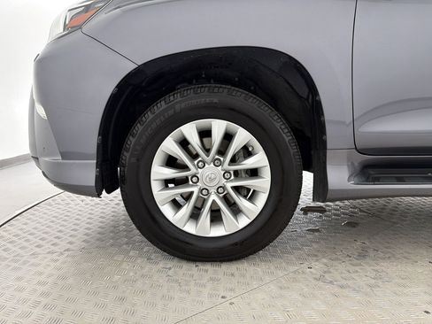 Used 2023 Lexus GX 460 Premium AWD/4WD image 13