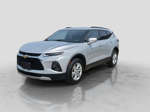 Used 2020 Chevrolet Blazer LT FWD image 4