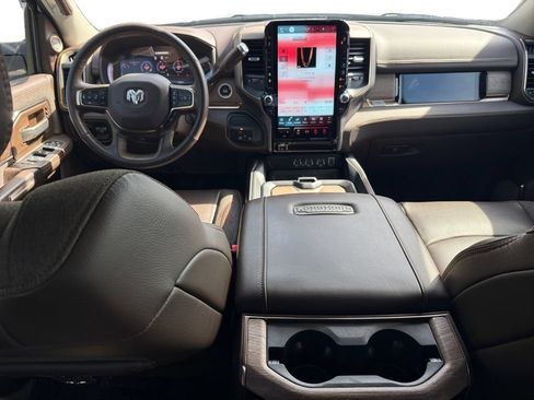 New 2025 RAM 2500 Limited AWD/4WD image 10