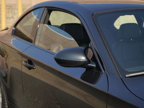 Used 2011 BMW 1 Series M image 6