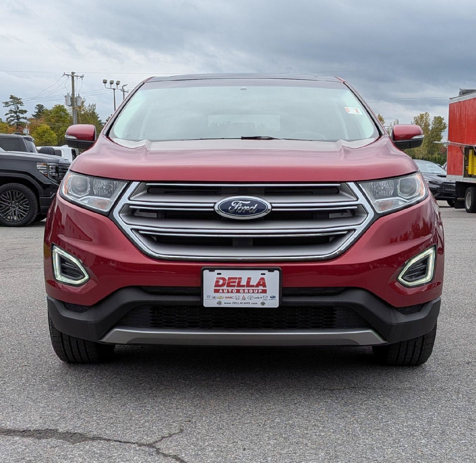 Used 2017 Ford Edge SEL w/ Equipment Group 201A AWD/4WD image 2
