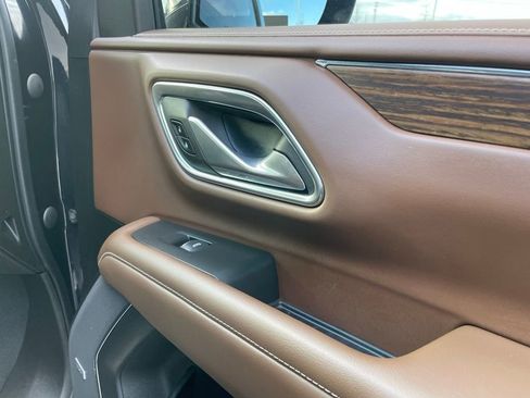 Used 2023 Chevrolet Tahoe High Country image 32