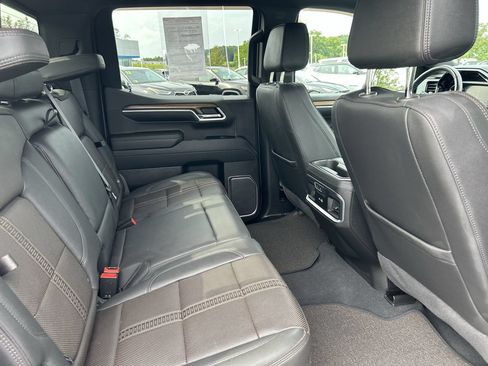 Used 2022 Chevrolet Silverado 1500 High Country AWD/4WD image 19