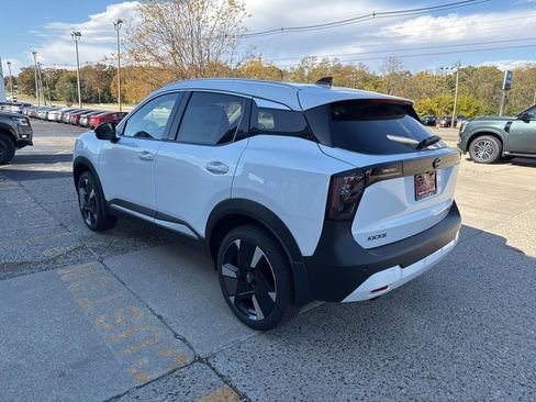 New 2026 Nissan Kicks SR w/ SR Premium Package image 6