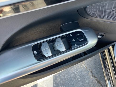Used 2023 Mercedes-Benz C 300 Sedan w/ Pinnacle Trim Package image 8