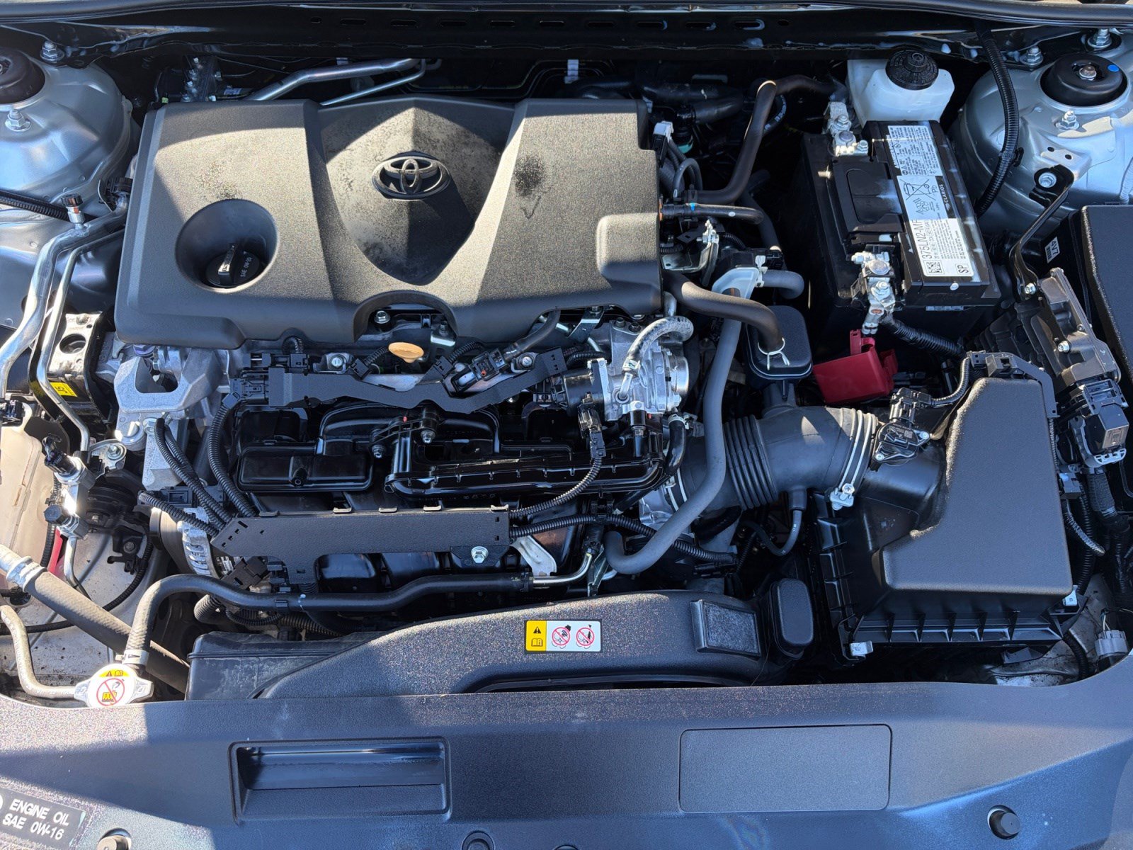 Used 2024 Toyota Camry SE FWD image 31