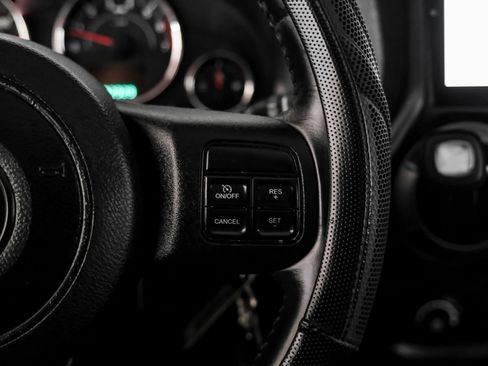 Used 2014 Jeep Wrangler Unlimited Sport w/ Power Convenience Group AWD/4WD image 16