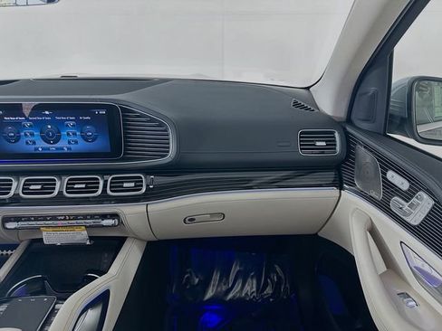 New 2026 Mercedes-Benz GLS 450 4MATIC image 24