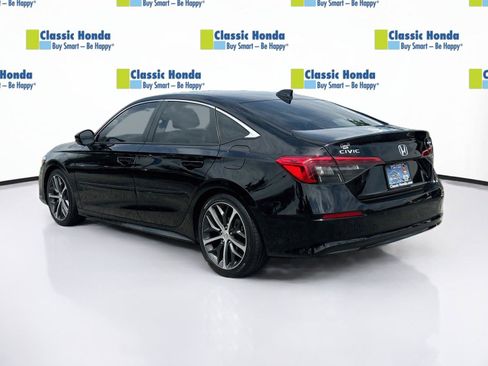 Certified 2024 Honda Civic Touring image 5