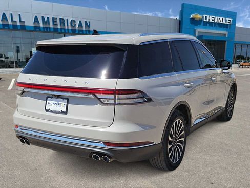 Used 2023 Lincoln Aviator Reserve w/ Elements Package Plus RWD image 8