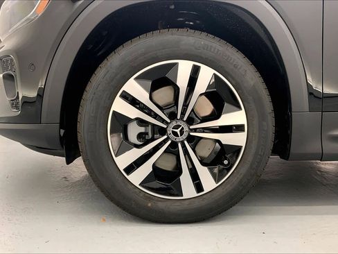 New 2026 Mercedes-Benz GLB 250 image 10