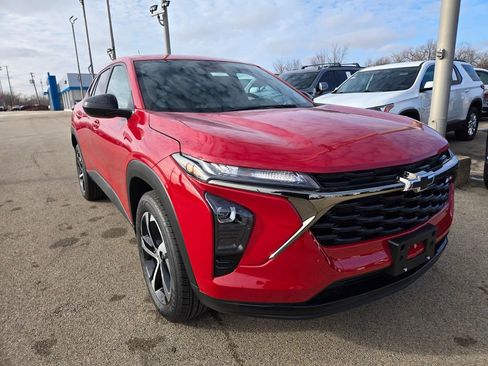 New 2026 Chevrolet Trax RS w/ Driver Confidence Package image 1