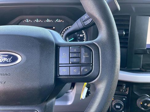 Used 2025 Ford F250 XLT image 12