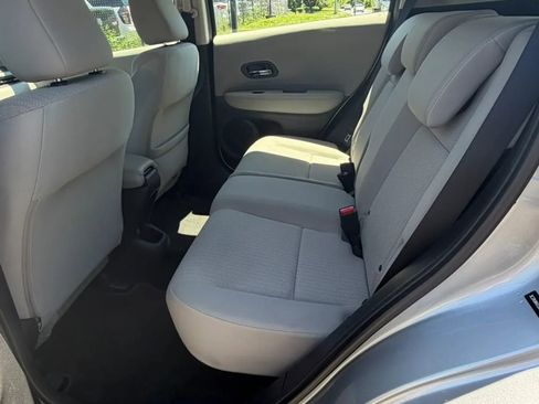 Used 2018 Honda HR-V LX image 20