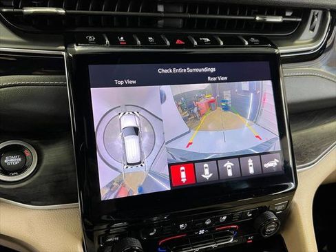 Certified 2023 Jeep Grand Cherokee L Limited w/ Luxury Tech Group II image 52