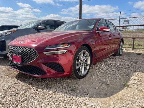 Used 2022 Genesis G70 2.0T image 1