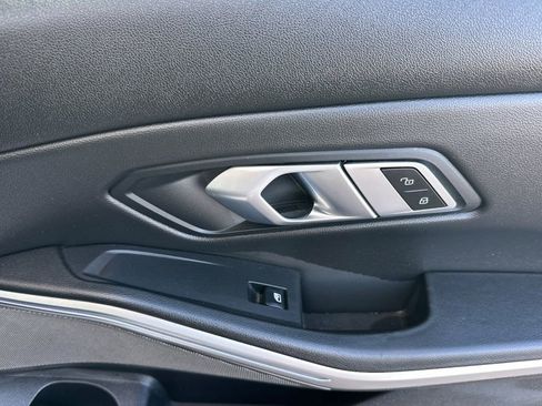 Used 2022 BMW M340i w/ Premium Package RWD image 18