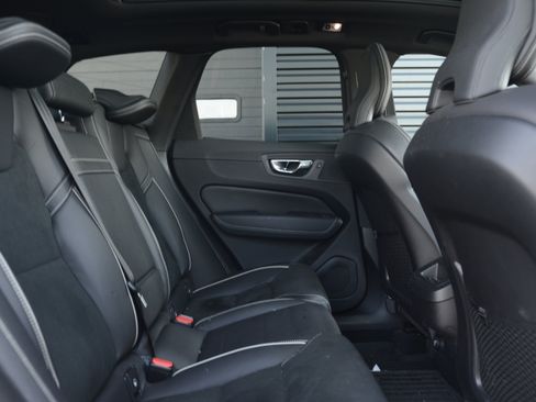 Used 2019 Volvo XC60 T6 R-Design w/ Protection Package Premier AWD/4WD image 31