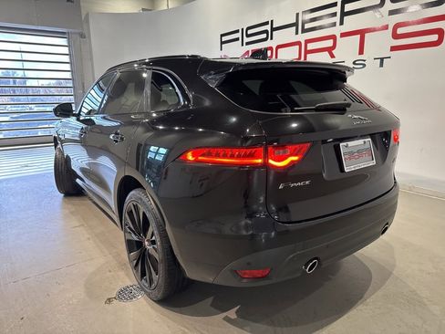 Used 2019 Jaguar F-PACE R-Sport image 5